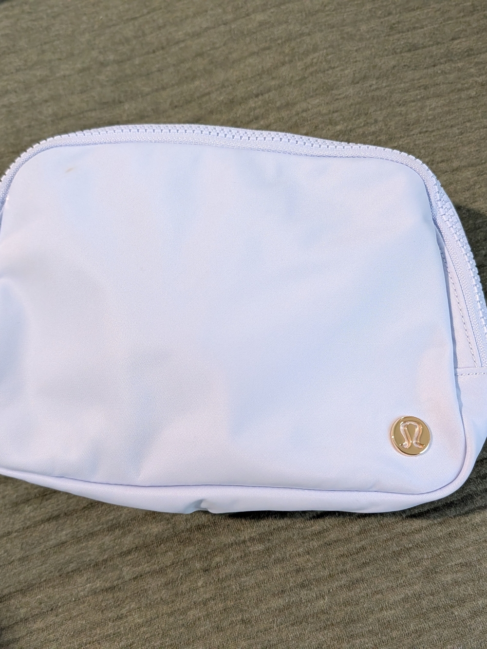 Lululemon Light Lavender Zip Pouch 2 L